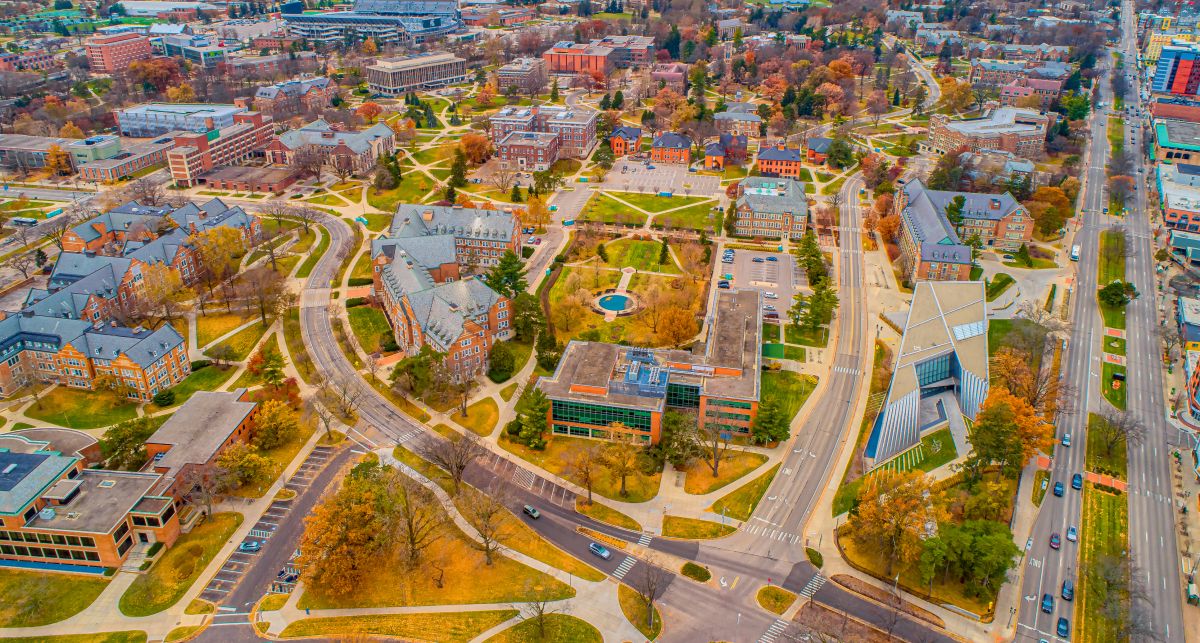 East Lansing, MI